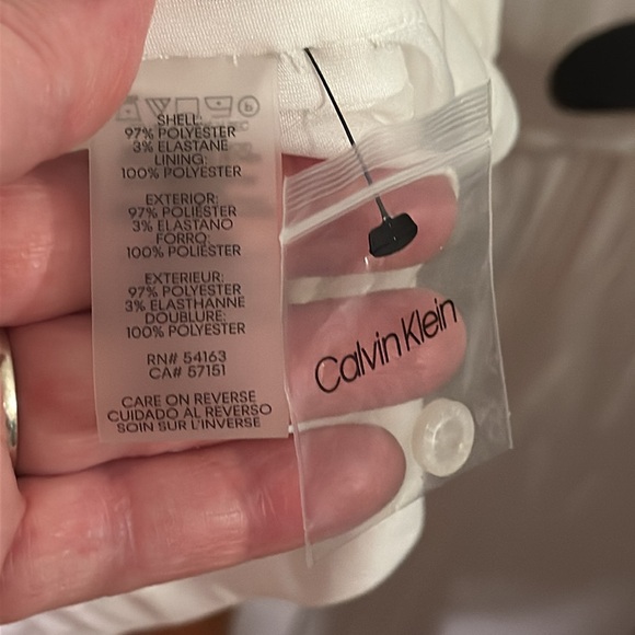 Calvin Klein Women’s Sleeveless Blouses in Pink and Cream, Size 16 NWT - Picture 15 of 16